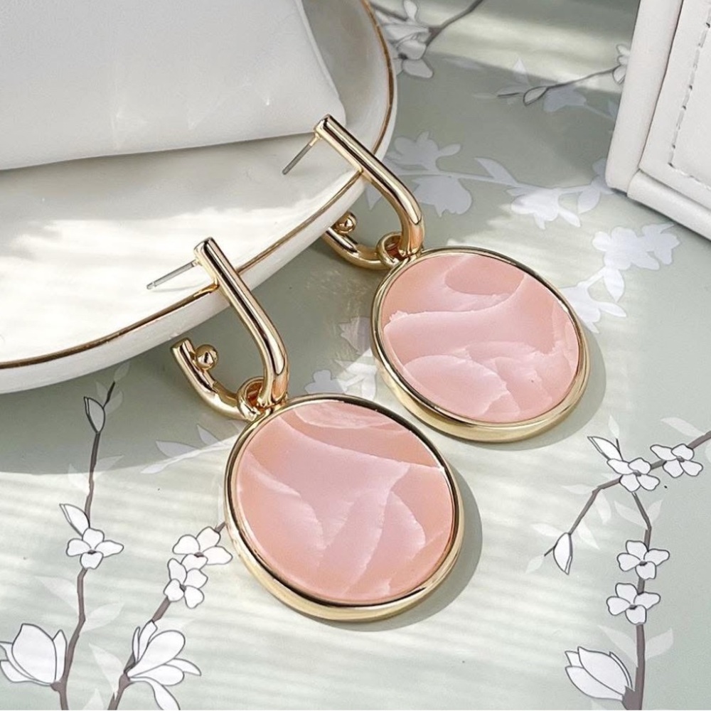 Solara by Park Lane Pink and Gold Oval Earrings